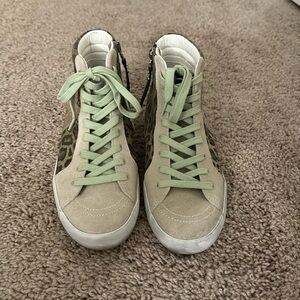 Sam Edelman “dirty” sneakers
